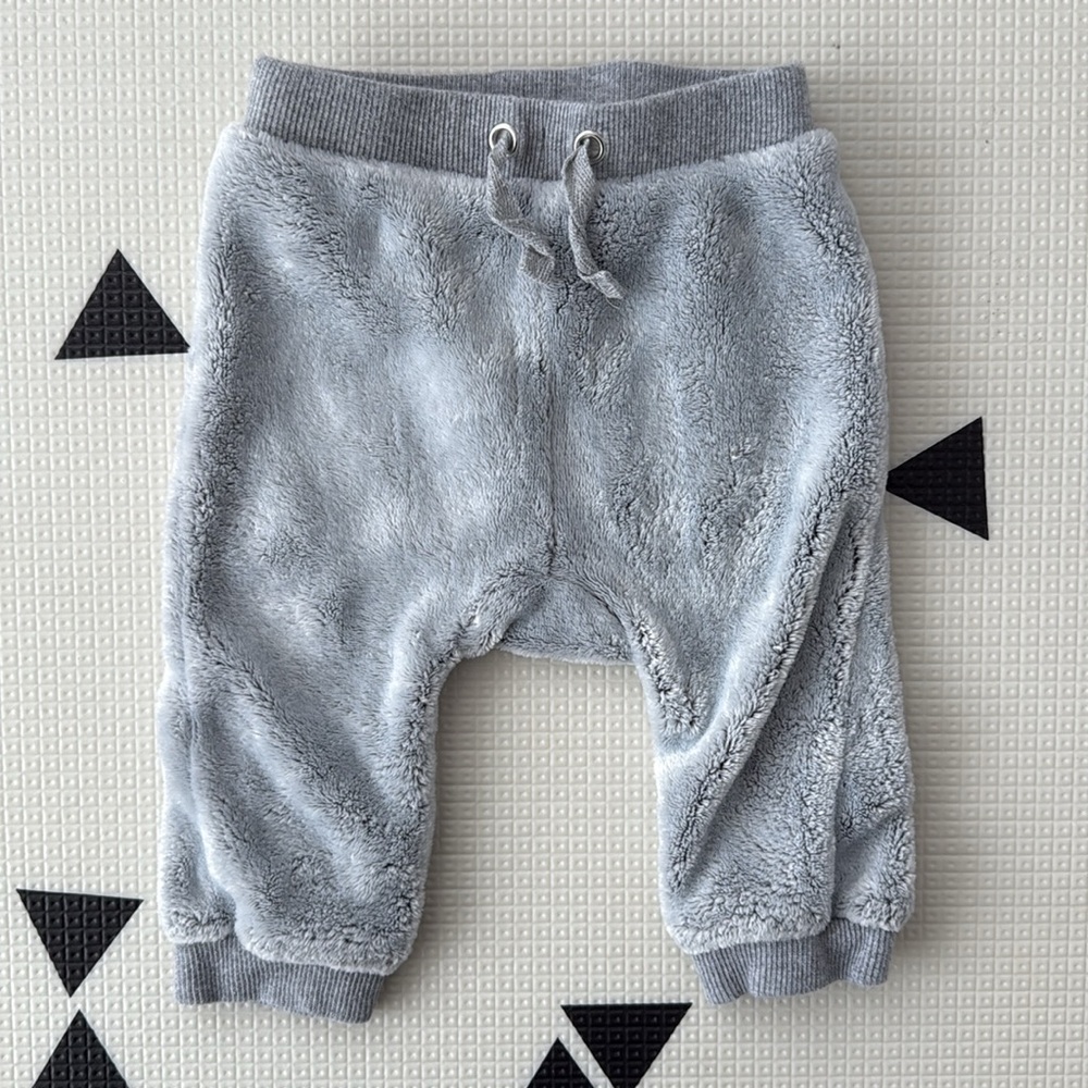 Peek Brand Gray Fleece Baby Outfit with Bear Ears Size 3-6 Months - Picture 6 of 8